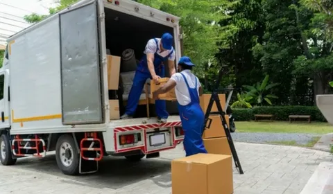 Reliable Loading and Unloading Services in Sharjah