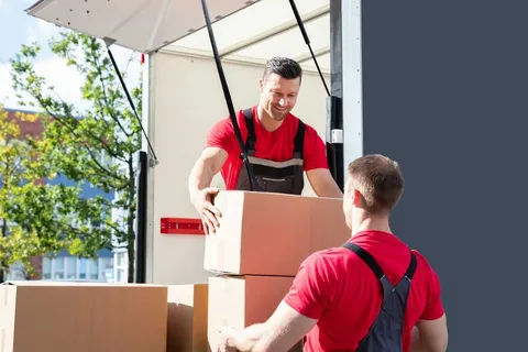 Reliable Loading and Unloading Services in Sharjah